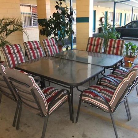 Cedar Lodge Motel Townsville Esterno foto
